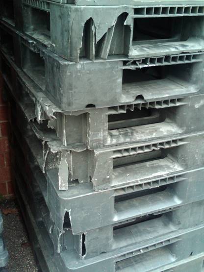 plastic pallet debris